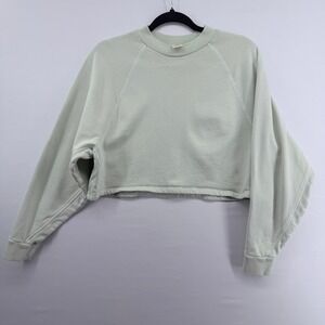 URBAN OUTFITTERS Light Green Cropped‎ Crewneck Sweatshirt Size Small